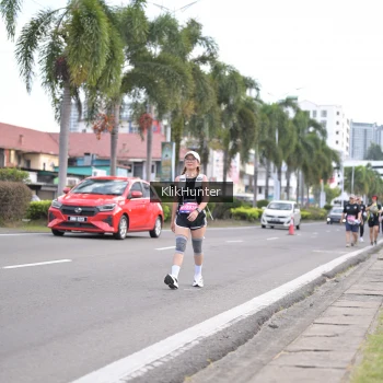 Runner Photo 3999984