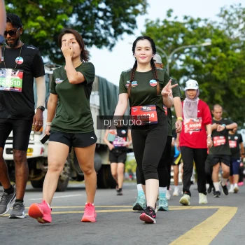 Runner Photo 3999985