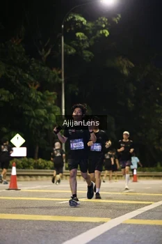 Runner Photo 4000011