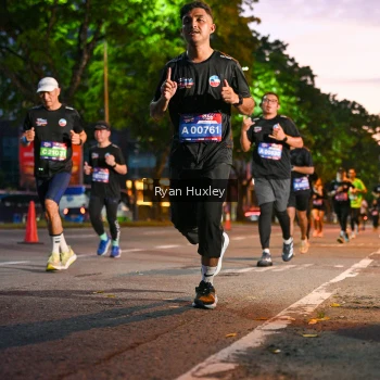 Runner Photo 4000030