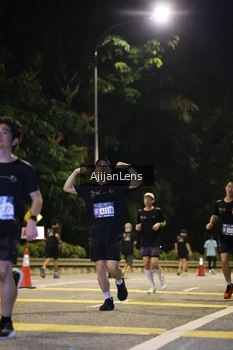 Runner Photo 4000224