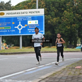 Runner Photo 4000360