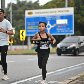 Runner Photo 4000415