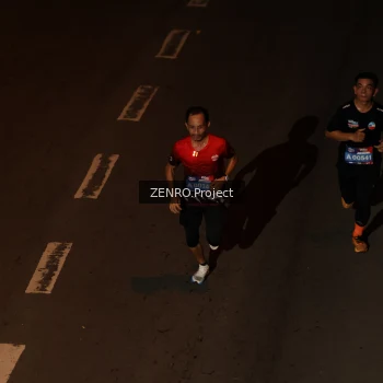 Runner Photo 4000457