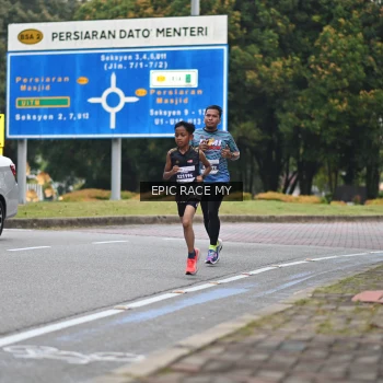 Runner Photo 4000580