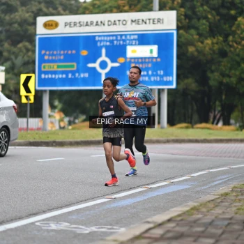 Runner Photo 4000599