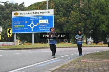 Runner Photo 4000646