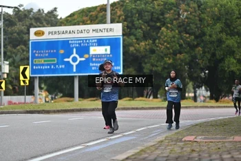 Runner Photo 4000649