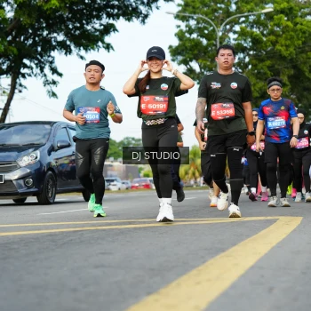 Runner Photo 4000724