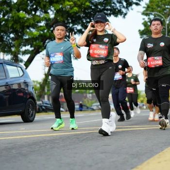 Runner Photo 4000759