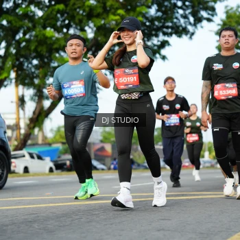 Runner Photo 4000779