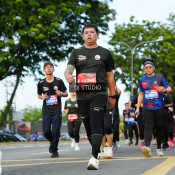 Runner Photo 4000799