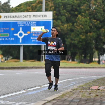 Runner Photo 4000818