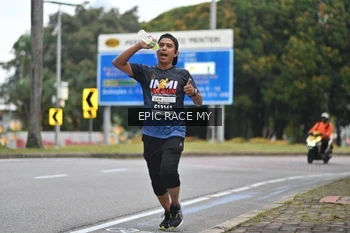 Runner Photo 4000835