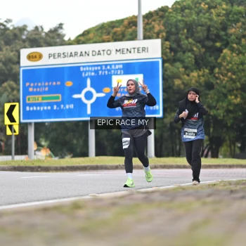 Runner Photo 4000980