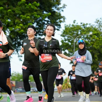 Runner Photo 4000997