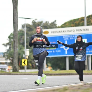 Runner Photo 4001000