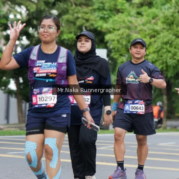 Runner Photo 40012