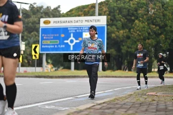 Runner Photo 4001280