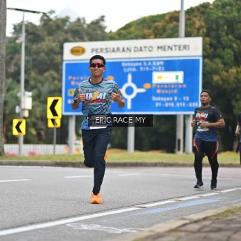 Runner Photo 4001543