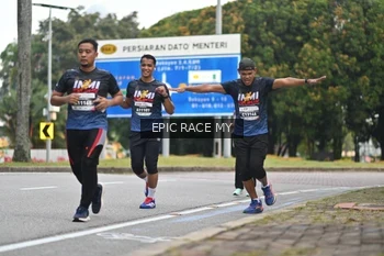 Runner Photo 4001563