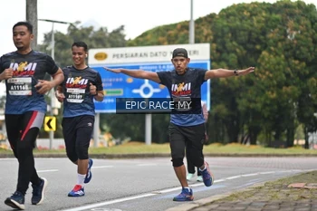 Runner Photo 4001565