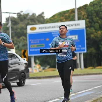 Runner Photo 4001635