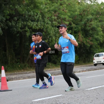 Runner Photo 4001663