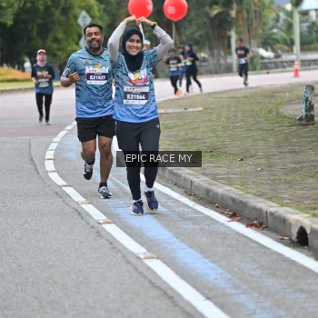 Runner Photo 4001685
