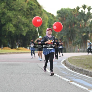 Runner Photo 4001721