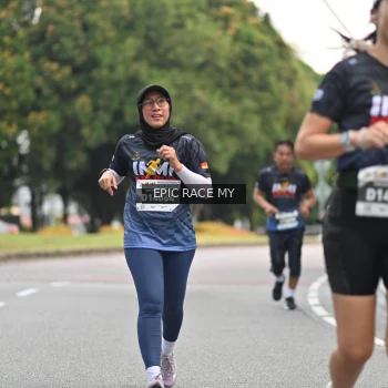 Runner Photo 4001753
