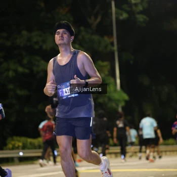 Runner Photo 4001800