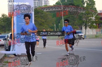 Runner Photo 400181