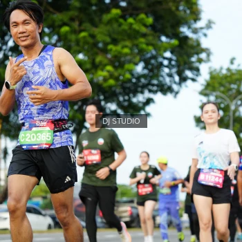 Runner Photo 4002037