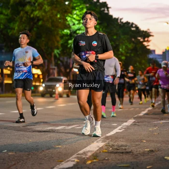 Runner Photo 4002115