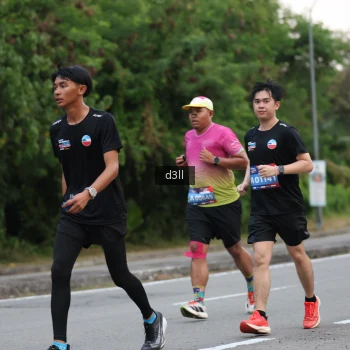 Runner Photo 4002190