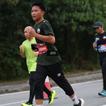 Runner Photo 4002245