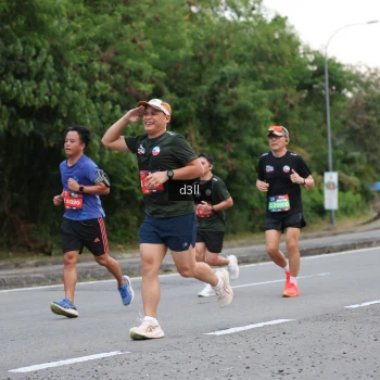 Runner Photo 4002270