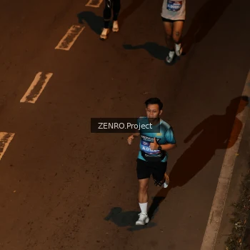 Runner Photo 4002337