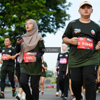 Runner Photo 4002375
