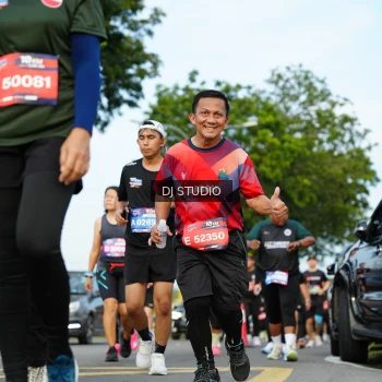 Runner Photo 4002474
