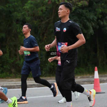 Runner Photo 4002500