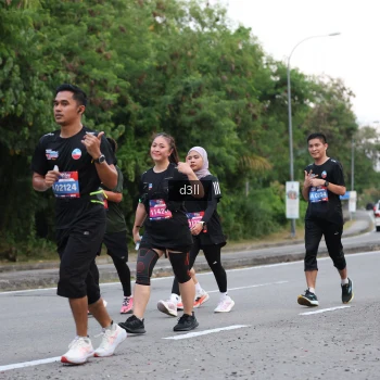 Runner Photo 4002661