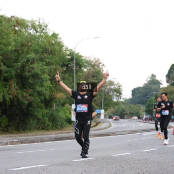 Runner Photo 4002748