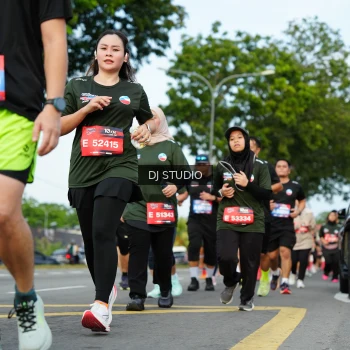 Runner Photo 4002840
