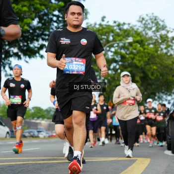 Runner Photo 4002894