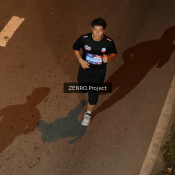 Runner Photo 4003075