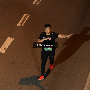 Runner Photo 4003134