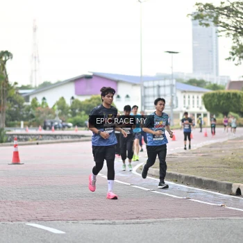 Runner Photo 4003389