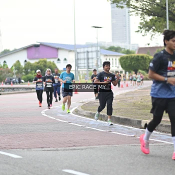 Runner Photo 4003406